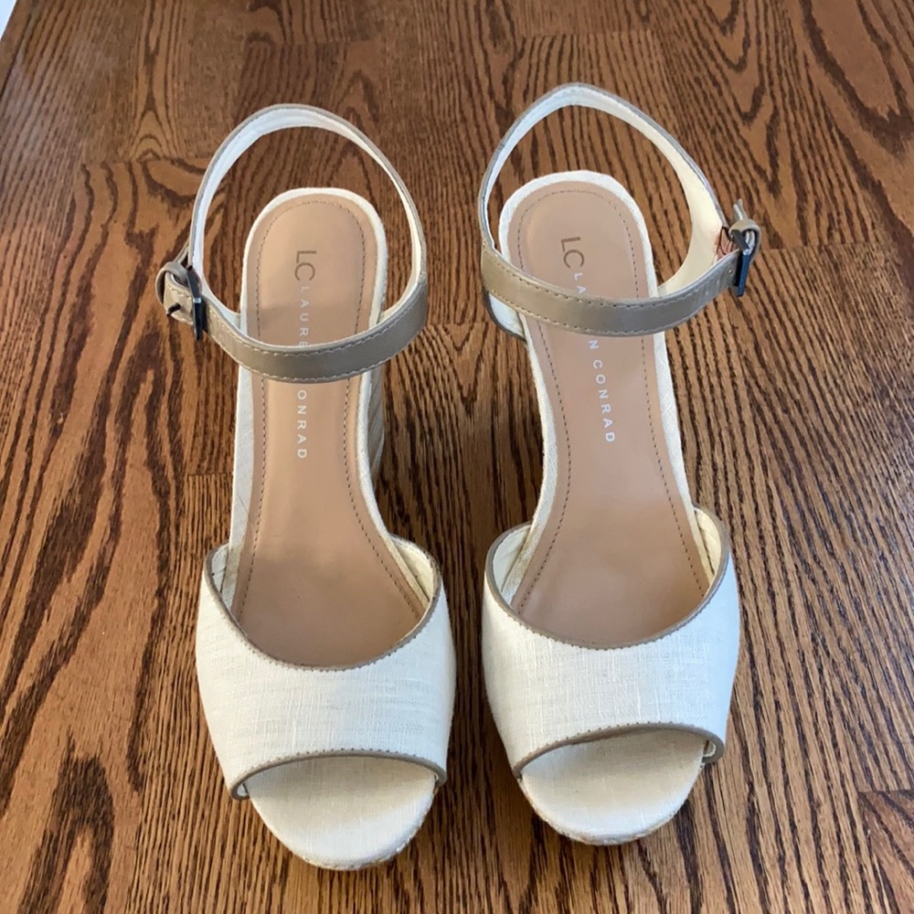 LC Lauren Conrad “Dakota” Wedge Sandal